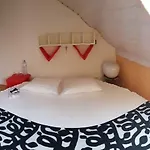 Homestay Kelly *