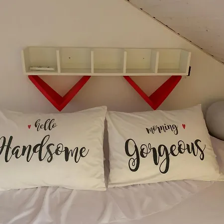 Δωμάτια σε οικογενειακή κατοικία Kelly