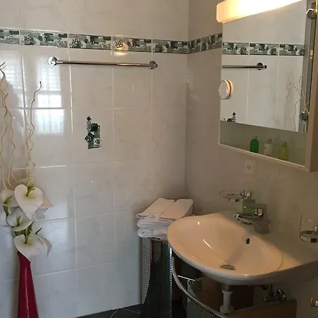 Δωμάτια σε οικογενειακή κατοικία Kelly