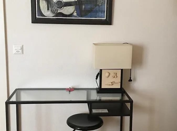 Quarto em Acomodações Particulares Kelly Lausana